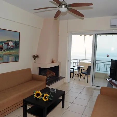 Apartment Seafront Akrata